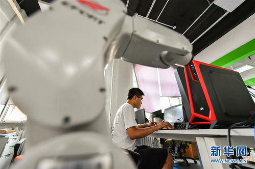 李蕴洲与魏晋 以智能机器人点亮梦想，推动创新研发